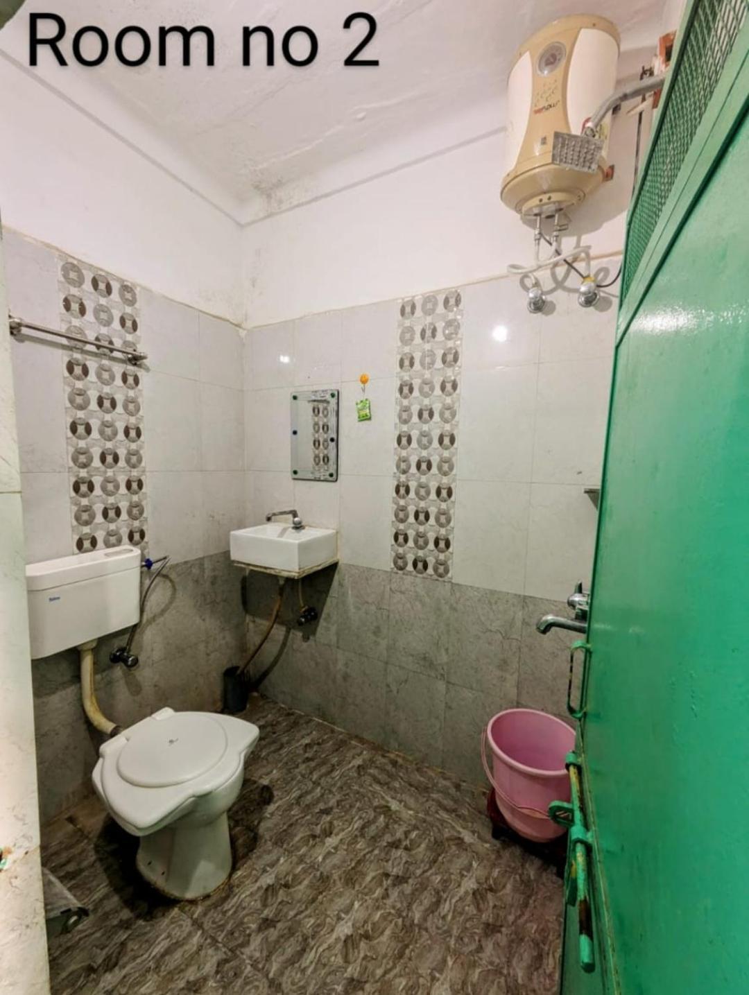Anand Hostel بوشكار المظهر الخارجي الصورة